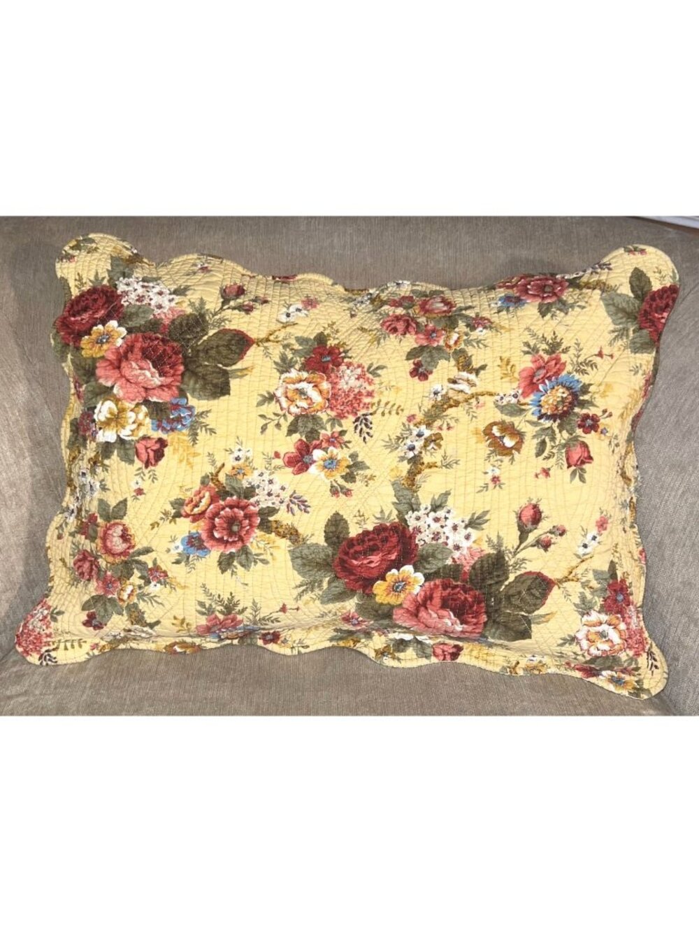 Floral Quilted Pillow Shams Set of Two Envelope Closures French Country YLW RED